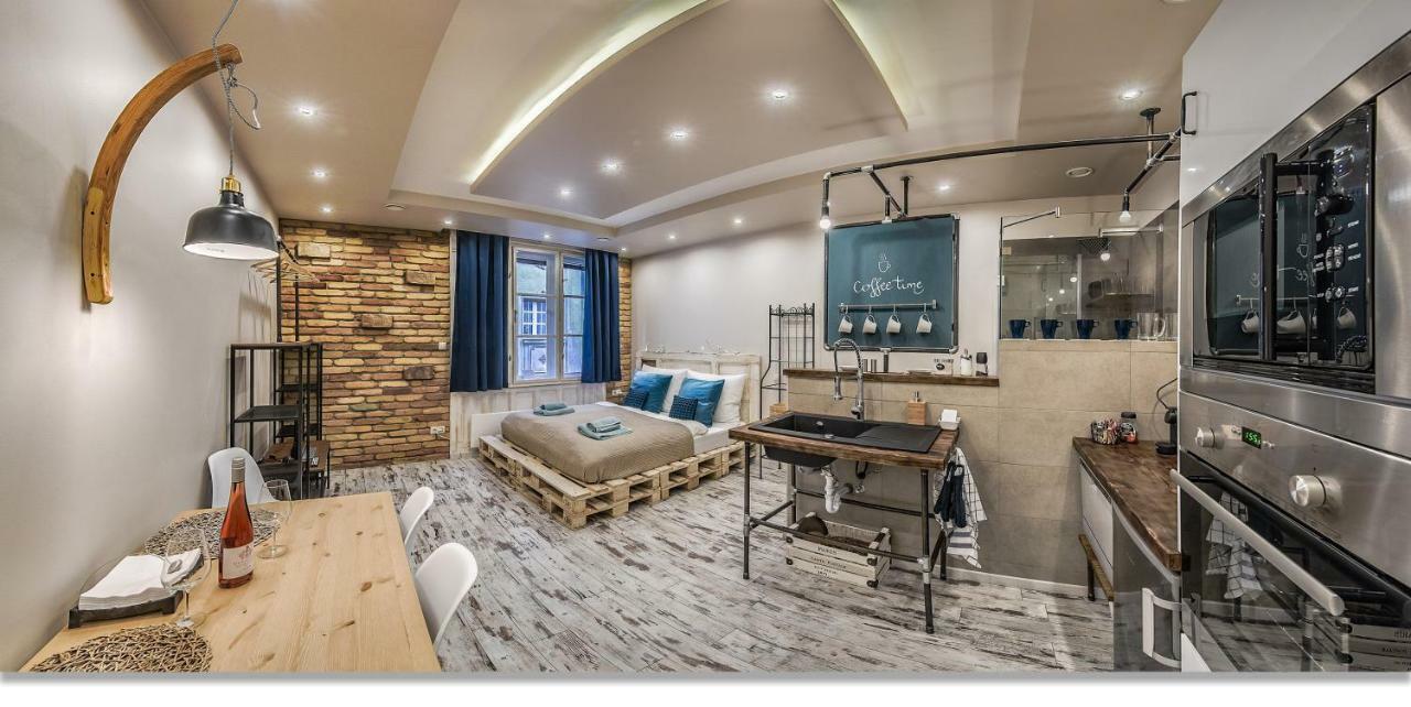 Downtown Boutique Suite Budapeste Exterior foto